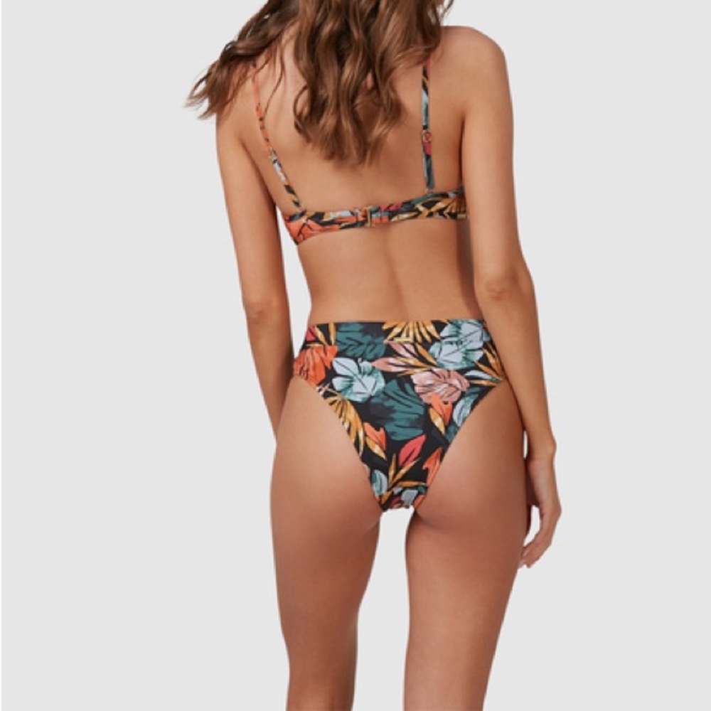 Billabong bikini bottoms